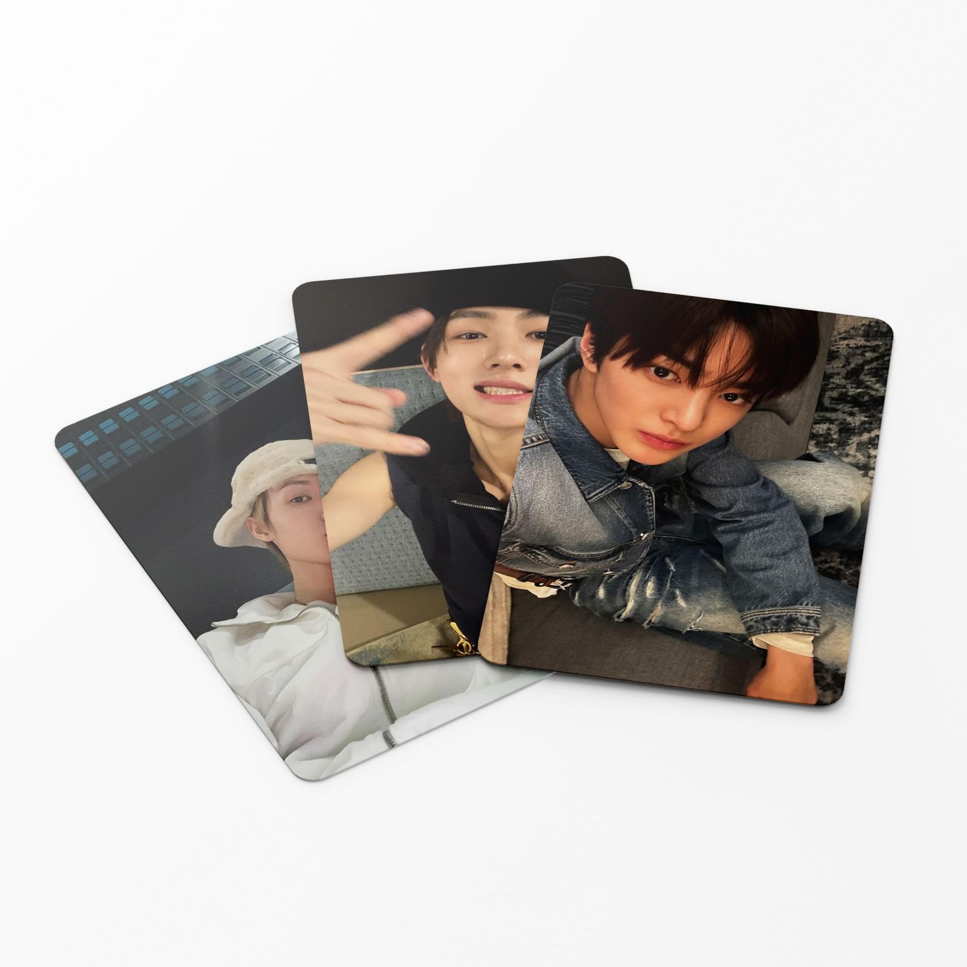 Amazon.com: sunlelekz CORTIS GO! 2025 Laser Lomo Cards - 55PCS